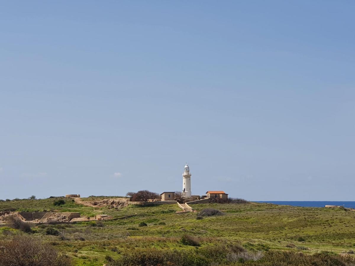 Ancient Paphos - Cozy Place Next To The Sea, Marina, Historical Sites, Buses, Mall, And Market Exteriör bild