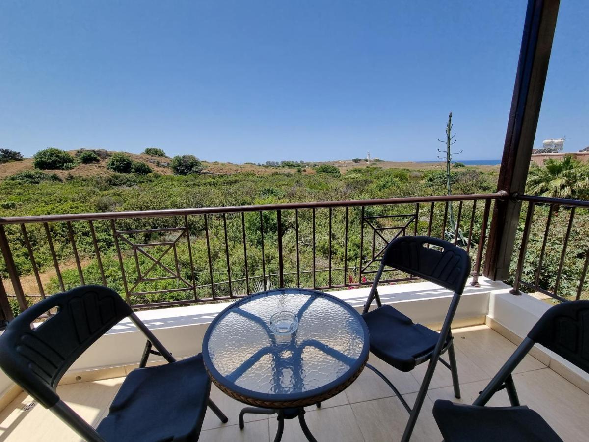 Ancient Paphos - Cozy Place Next To The Sea, Marina, Historical Sites, Buses, Mall, And Market Exteriör bild