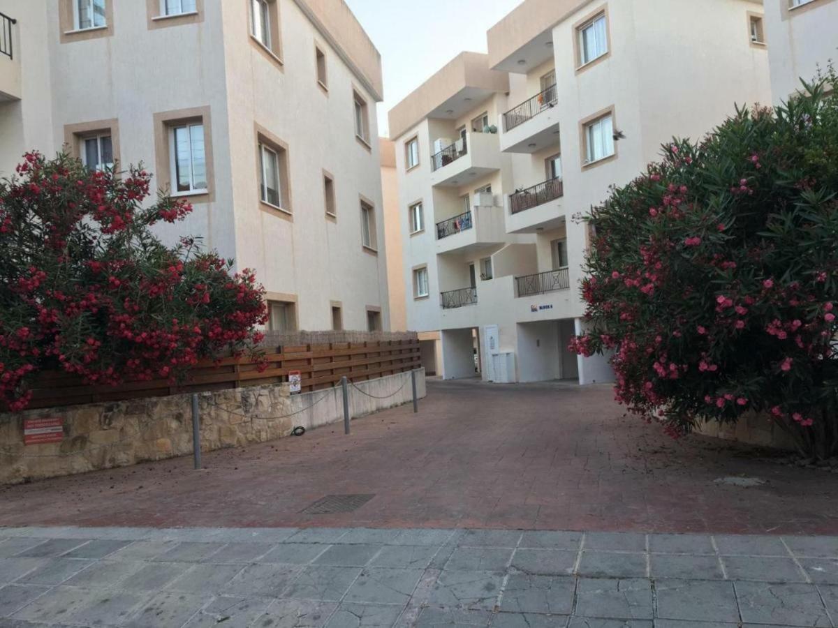 Ancient Paphos - Cozy Place Next To The Sea, Marina, Historical Sites, Buses, Mall, And Market Exteriör bild