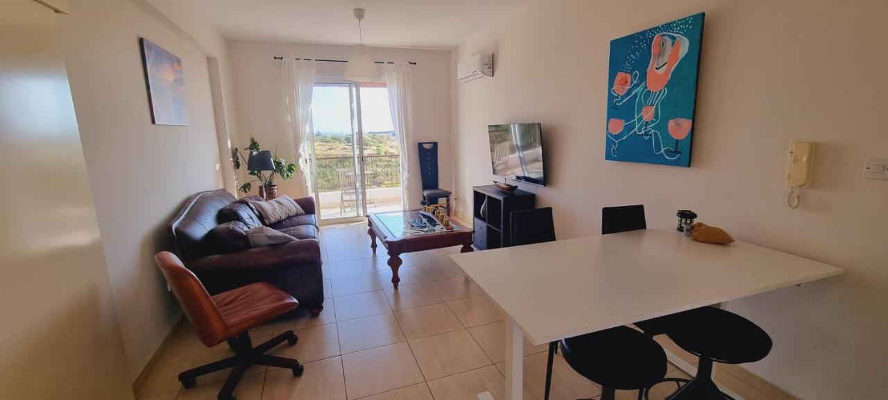 Ancient Paphos - Cozy Place Next To The Sea, Marina, Historical Sites, Buses, Mall, And Market Exteriör bild