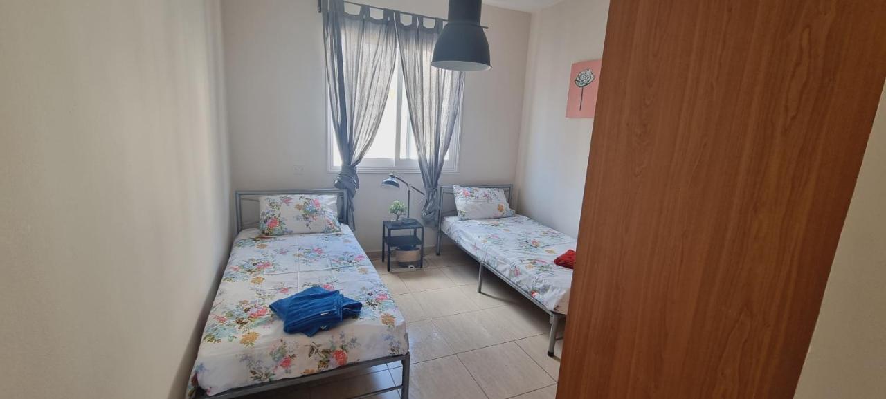 Ancient Paphos - Cozy Place Next To The Sea, Marina, Historical Sites, Buses, Mall, And Market Exteriör bild